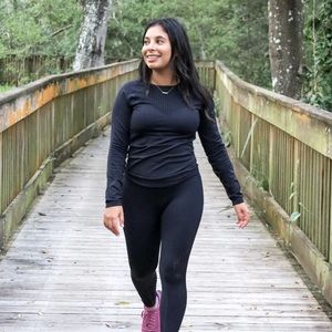 Fabletics Sync Seamless Long Sleeve Top black size L NWOT